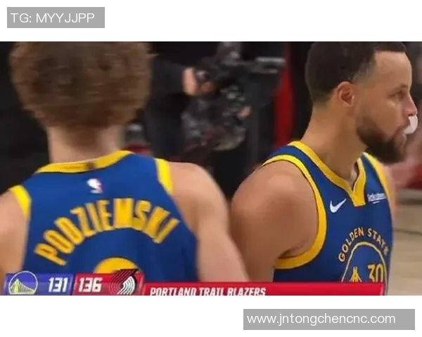 开拓者与勇士激战11月24日NBA赛场精彩对决即将上演 开拓者与勇士激战11月24日NBA赛场精彩对决即将上演