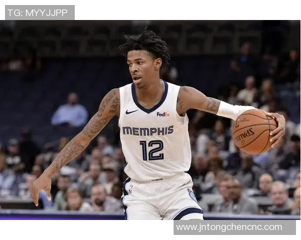 扎克拉文的飞翔之路：从天赋少年到NBA全明星的成长历程