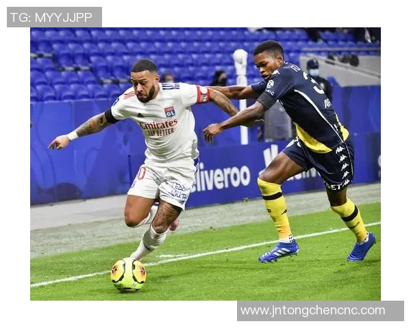 朗斯与洛里昂对决前瞻分析双方近期状态与战术布局探讨 朗斯与洛里昂对决前瞻分析双方近期状态与战术布局探讨