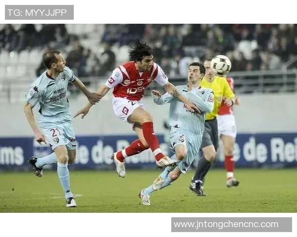 法乙南锡主场迎战图尔争夺三分全力以赴力争胜利 法乙南锡主场迎战图尔争夺三分全力以赴力争胜利