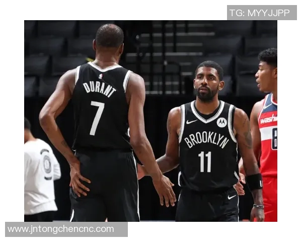 湖人季前赛对决快船全景分析球员表现与战术布局探讨