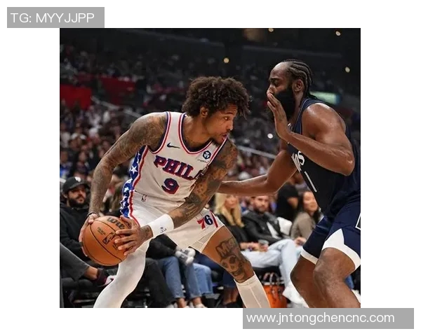 76人对快船激战正酣比分背后暗藏的精彩瞬间与战术分析