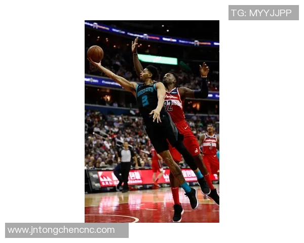 华盛顿奇才与夏洛特黄蜂的激烈对决揭示NBA东部赛季新动态