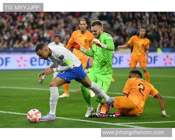 荷兰与法国角球数量分析及大小盘投注策略探讨 荷兰与法国角球数量分析及大小盘投注策略探讨