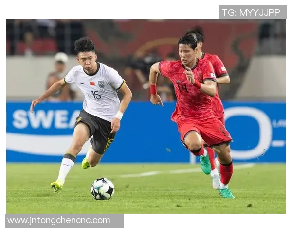 东亚杯精彩对决中国队迎战韩国队直播全程回顾与精彩瞬间分析