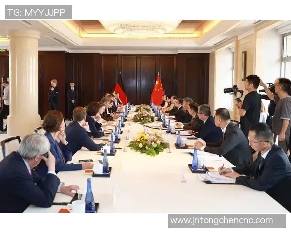 中国对阵捷克精彩对决即将开启全新赛季的激烈较量