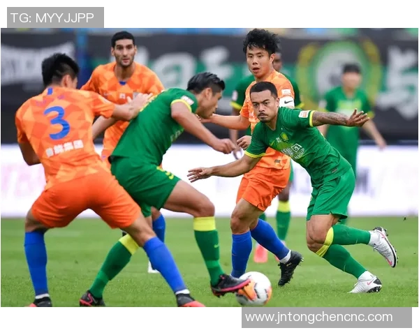 国安鲁能激战正酣视频直播全程回顾与精彩瞬间分享