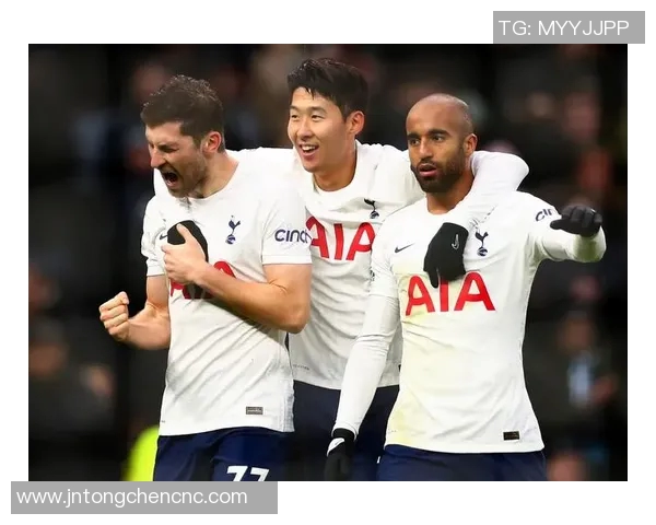 热刺与利物浦激战正酣谁能在英超赛场中笑到最后 热刺与利物浦激战正酣谁能在英超赛场中笑到最后